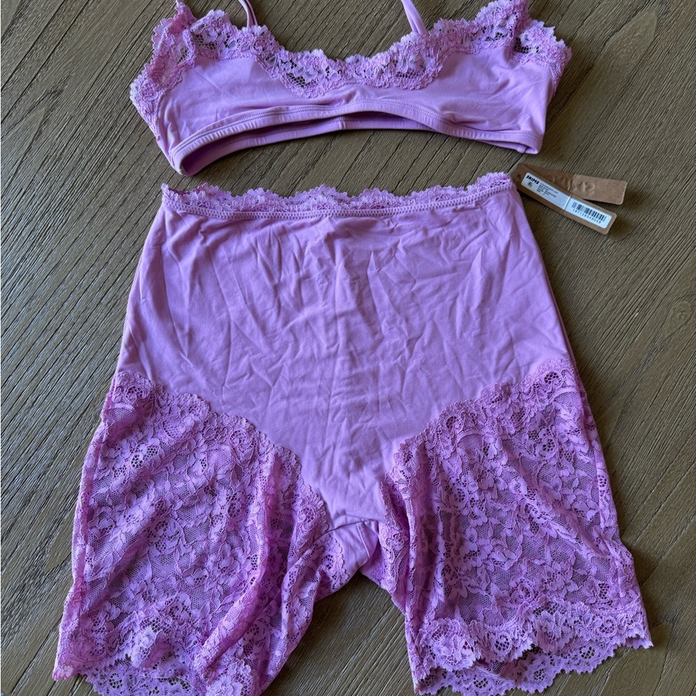SKIMS lace bralette petal